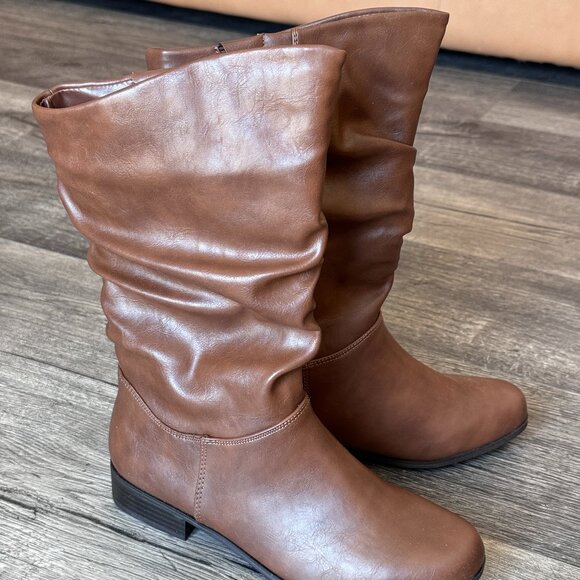 East Fifth Junction Cognac Boots - Size 6M - Brand New - Picture 2 of 10